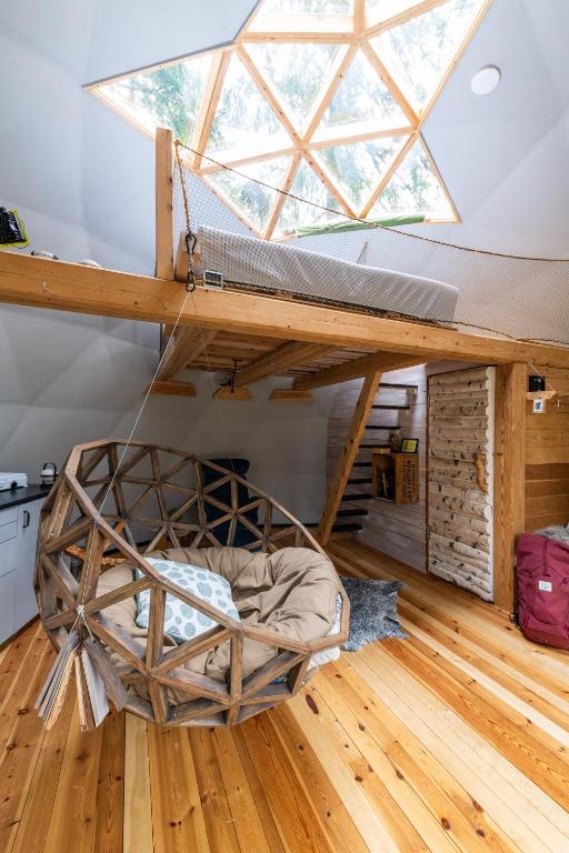 Posezení v ubytování Treehouse dome