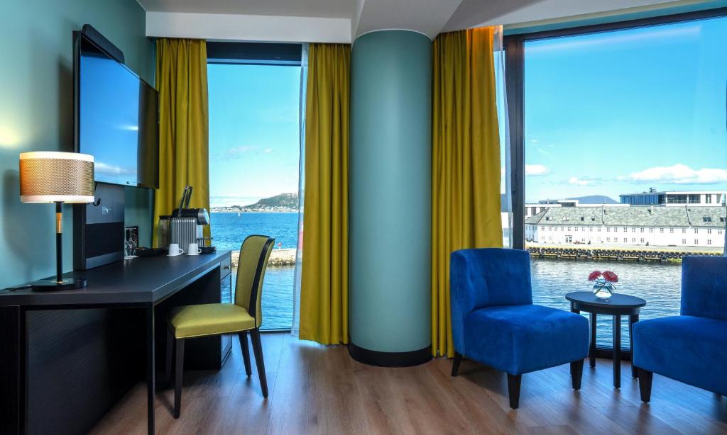 Thon Hotel Ålesund photo
