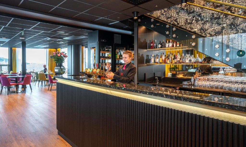 Thon Hotel Ålesund photo