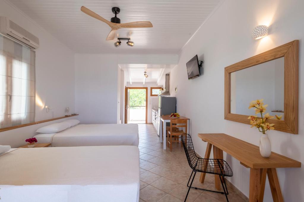 Asterias Studios Finikounda - One-Bedroom Apartment