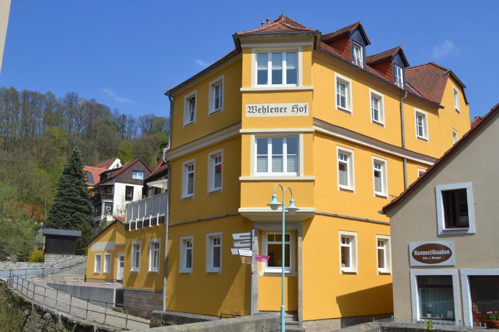 Budova, kde se hotel nachází