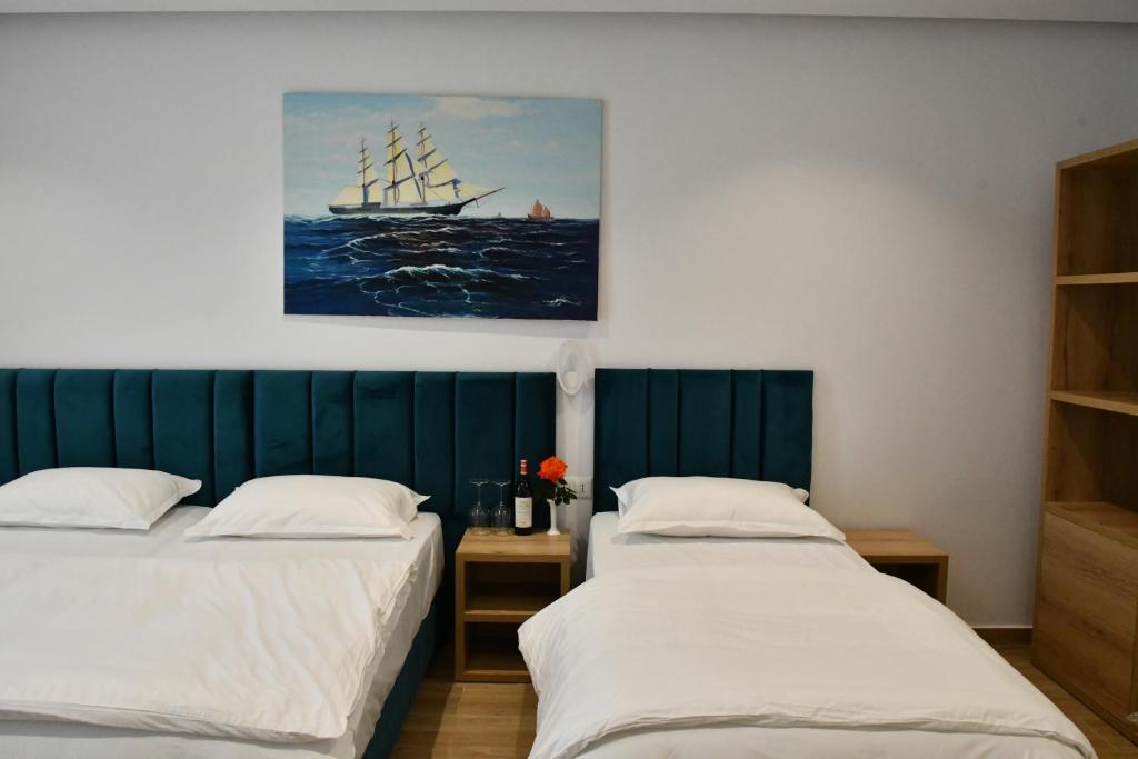 Elite Hotel - Image 2