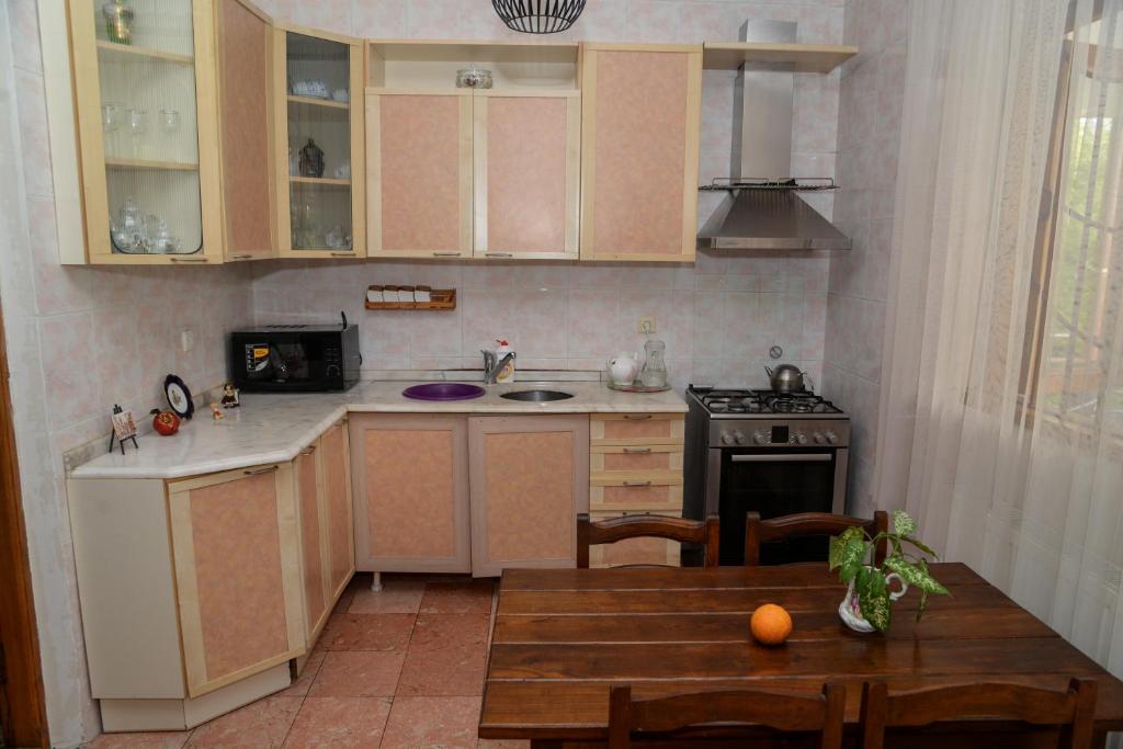 Kuchyň nebo kuchyňský kout v ubytování Kvariati Residence