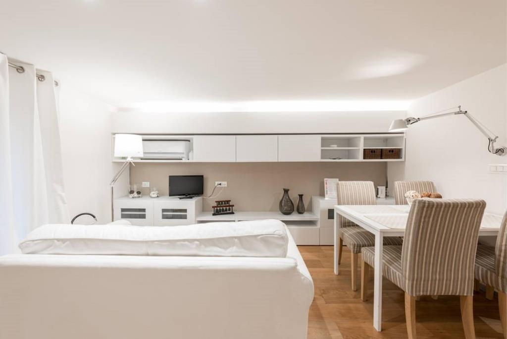 Artist Loft House - 16