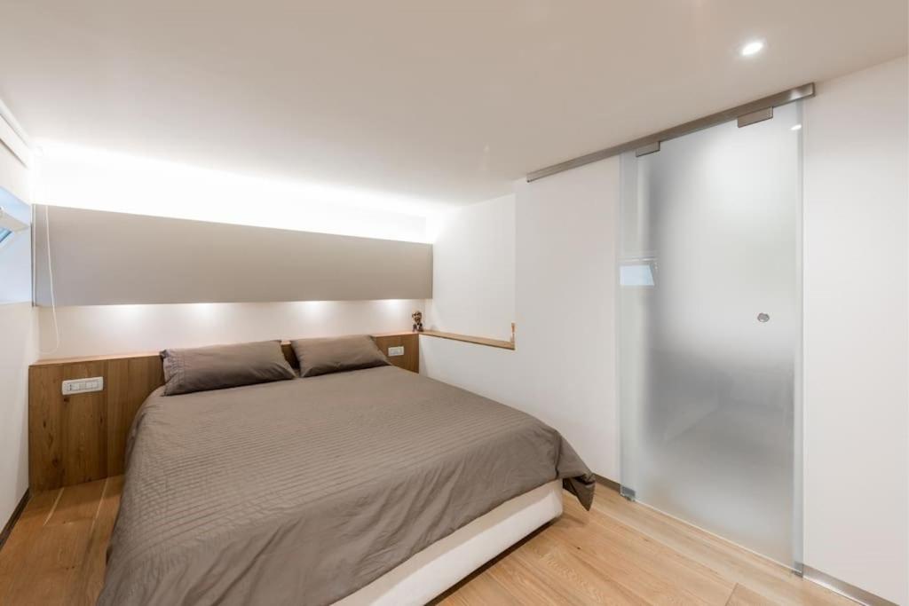 Artist Loft House - 2