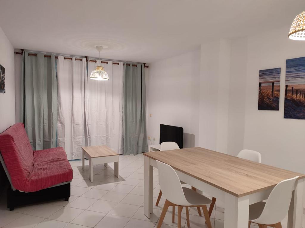 Posedenie v ubytovaní Apartamentos Nova Romana Altamar