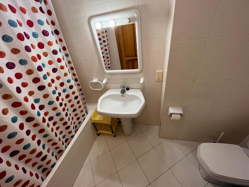 Kúpeľňa v ubytovaní Apartamentos Nova Romana Altamar