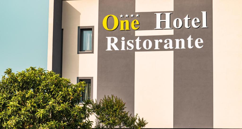 Certifikát, hodnocení, plakát nebo jiný dokument vystavený v ubytování One Hotel & Restaurant
