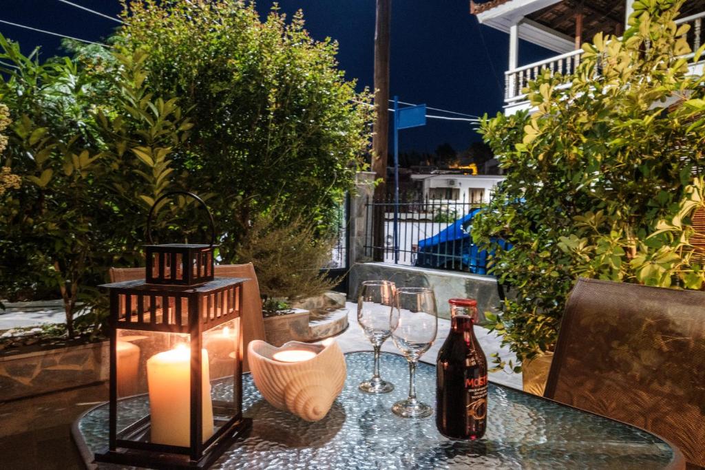Patio alebo iná vonkajšia časť ubytovania Pepe home