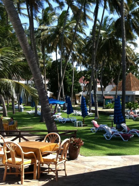 Zahrada ubytování Kenya Bay Beach Hotel