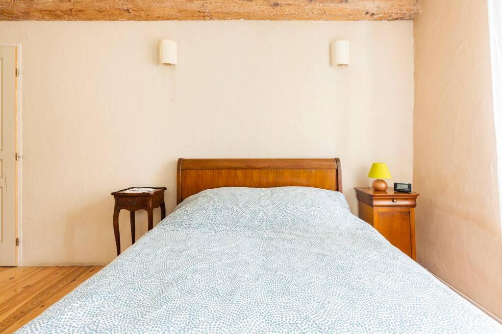 Postel nebo postele na pokoji v ubytování Chambre double cosy - Gîte de la Louve