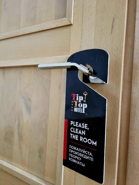 Certifikát, hodnocení, plakát nebo jiný dokument vystavený v ubytování TipTop Hotel CITY CENTER