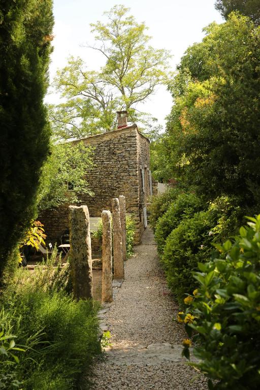 Vonkajšia záhrada v ubytovaní La petite Maison de Gordes 2 nuits minimum
