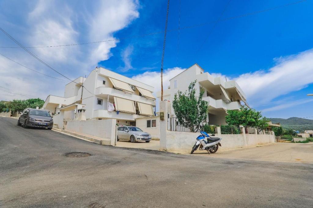 Vila Xhafa - Image 3
