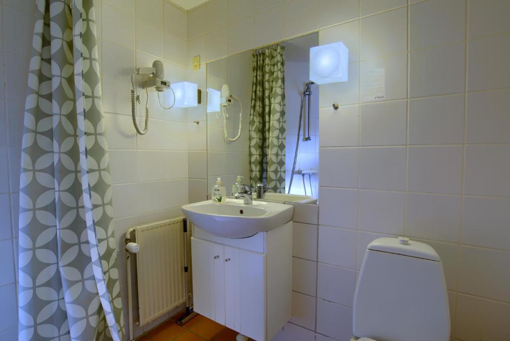 Koupelna v ubytování Ebsens Hotel