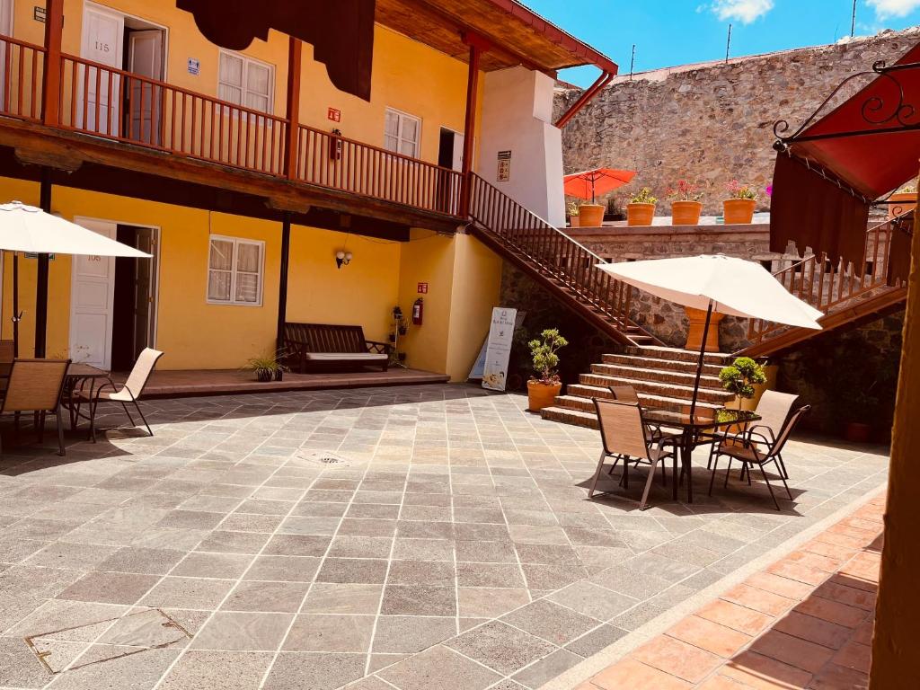 Budova, kde se hotel nachází
