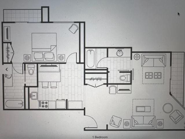 un plano de una casa en blanco y negro en Marriott's Mountain Valley Lodge, en Breckenridge