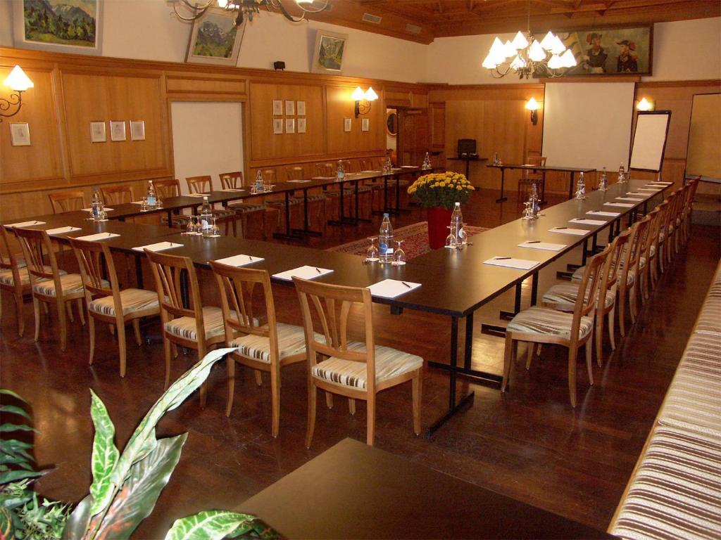 Restaurace v ubytování Romantik Hotel Säntis