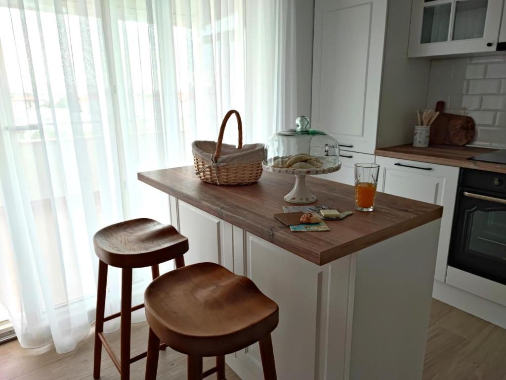 Kuchyň nebo kuchyňský kout v ubytování SPLIT VIEW 2 Bedrooms LUXURY APARTMAN 90 m2