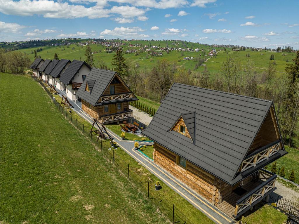 DOMKI NA WIERCHU - 16