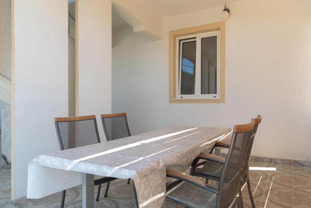 Fotografie z fotogalerie ubytování Rasin Apartments v Pakoštane