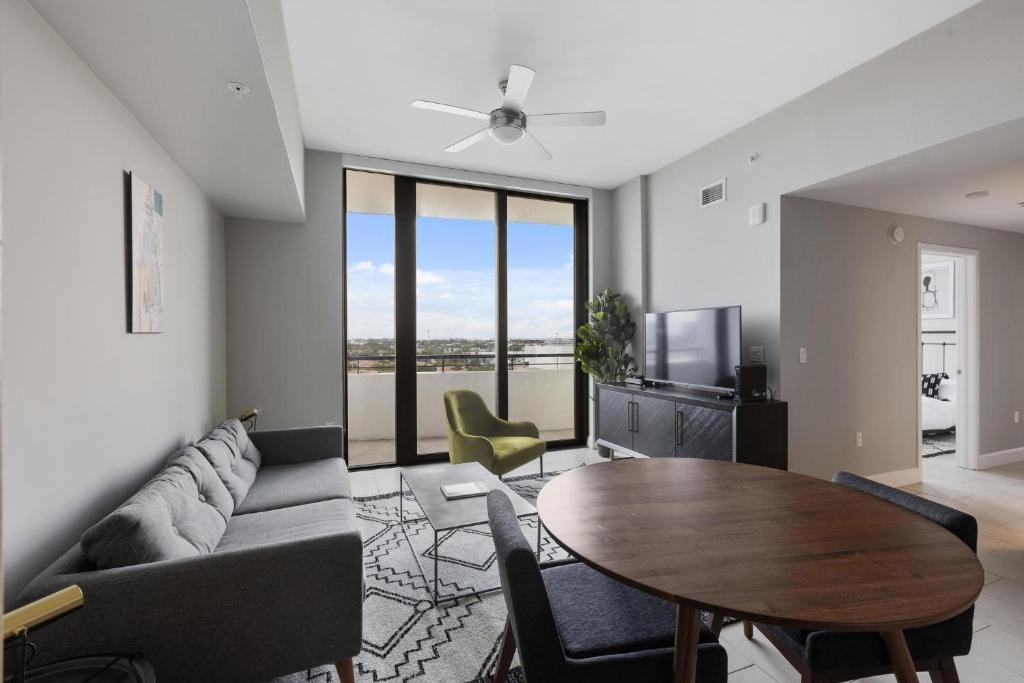 Beautiful 2BR Apartment in Doral, Miami Updated 2023 Prices