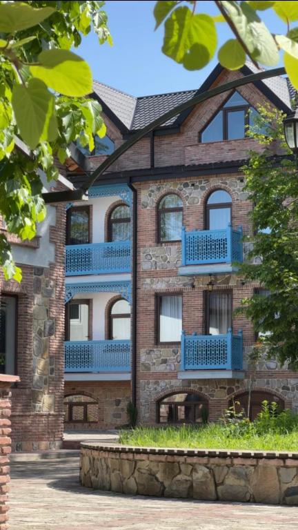 Budova, kde se hotel nachází