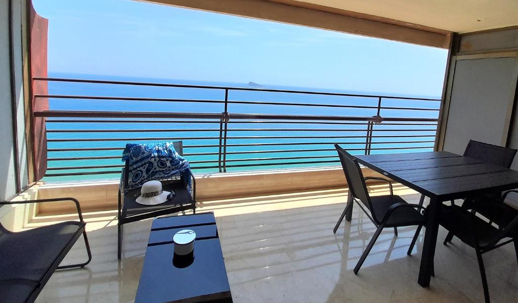 First Line Las Arenas C Benidorm Apartments, Benidorm ...