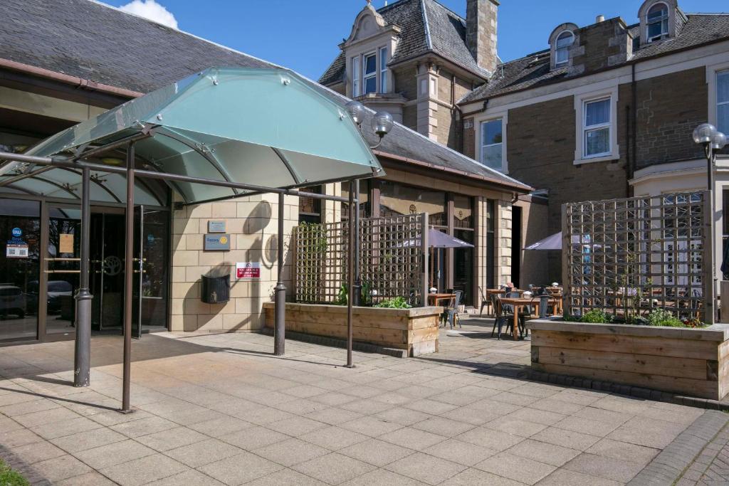 Best Western Woodlands Hotel – Photos 1