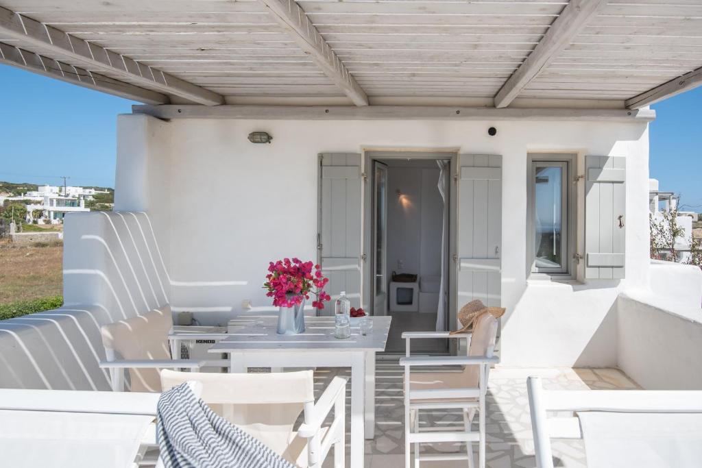 Balkón nebo terasa v ubytování Aeraki Villas