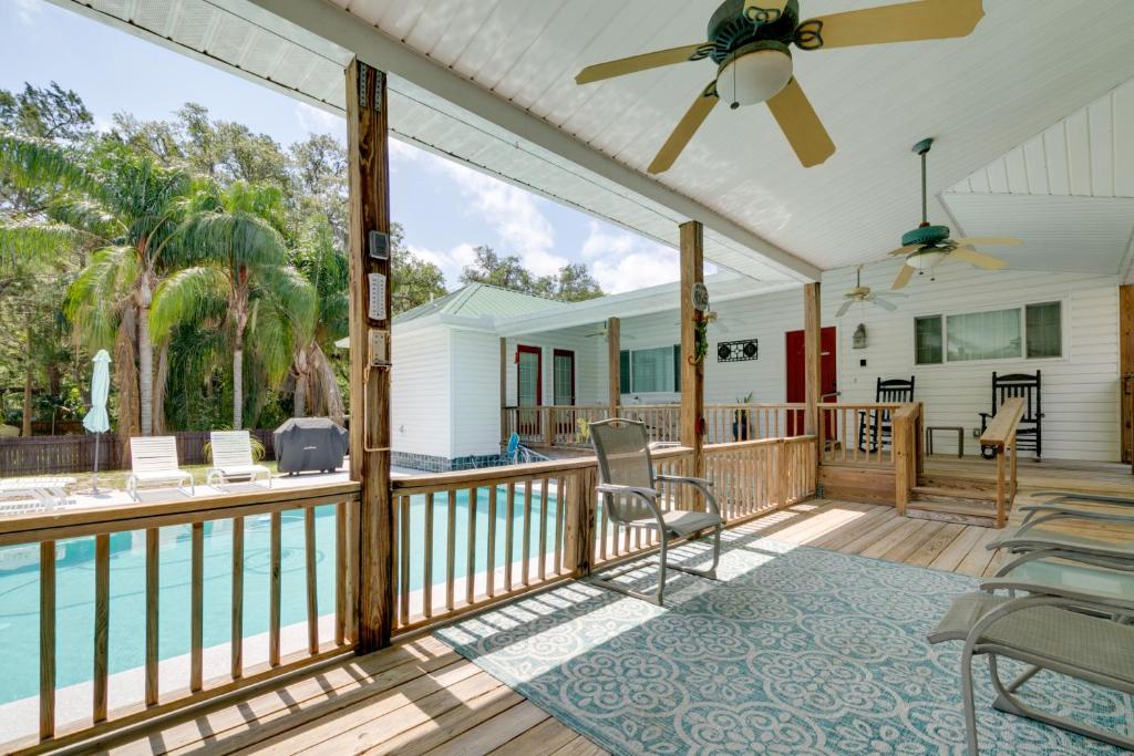 Bassein majutusasutuses Pool Access Homosassa Home Near Boat Launch! või selle lähedal