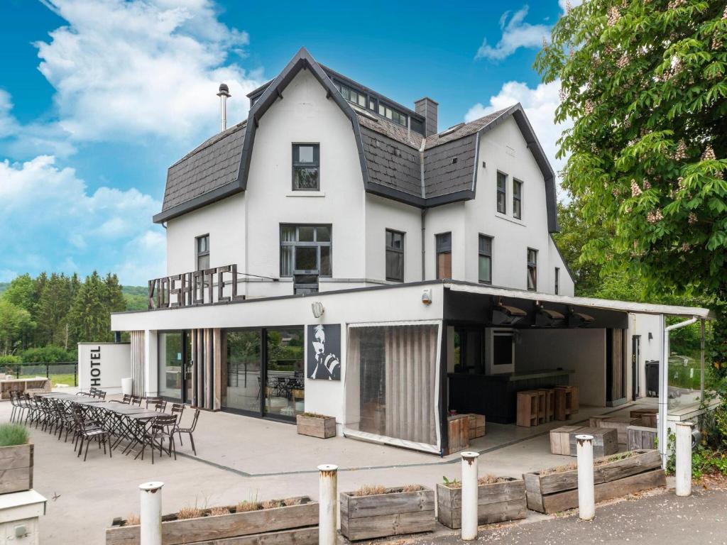 Budova, kde se prázdninový dům nachází