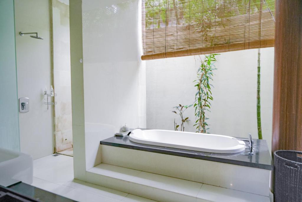 Bale Gede Luxury Villas - One-Bedroom Villa With Private Pool