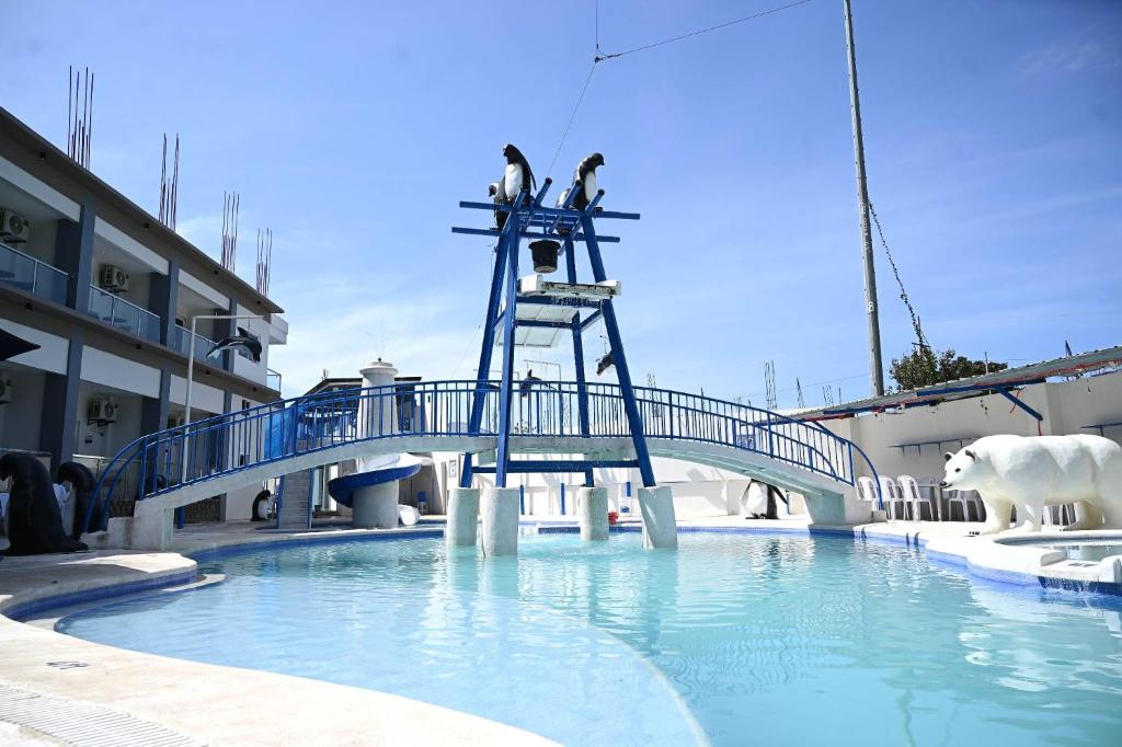 Bazén v ubytování J&V Hotel and Resort nebo v jeho okolí