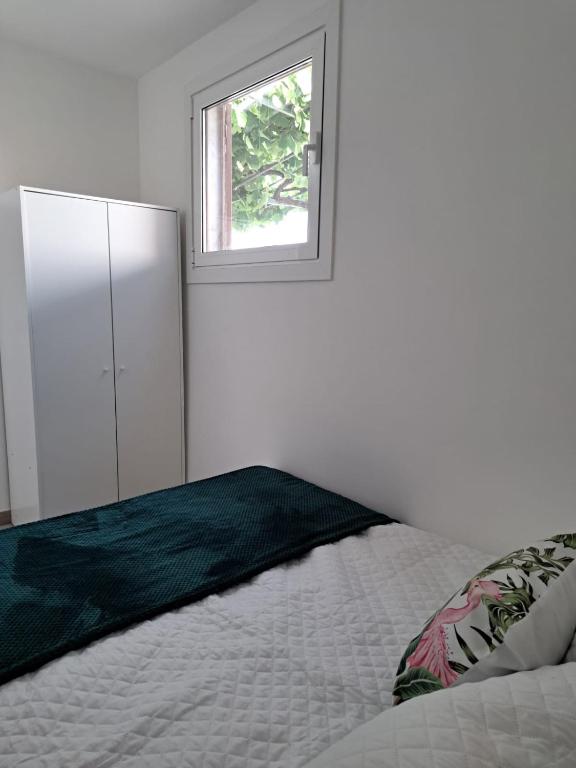 A bed or beds in a room at A Casiña do Antonio