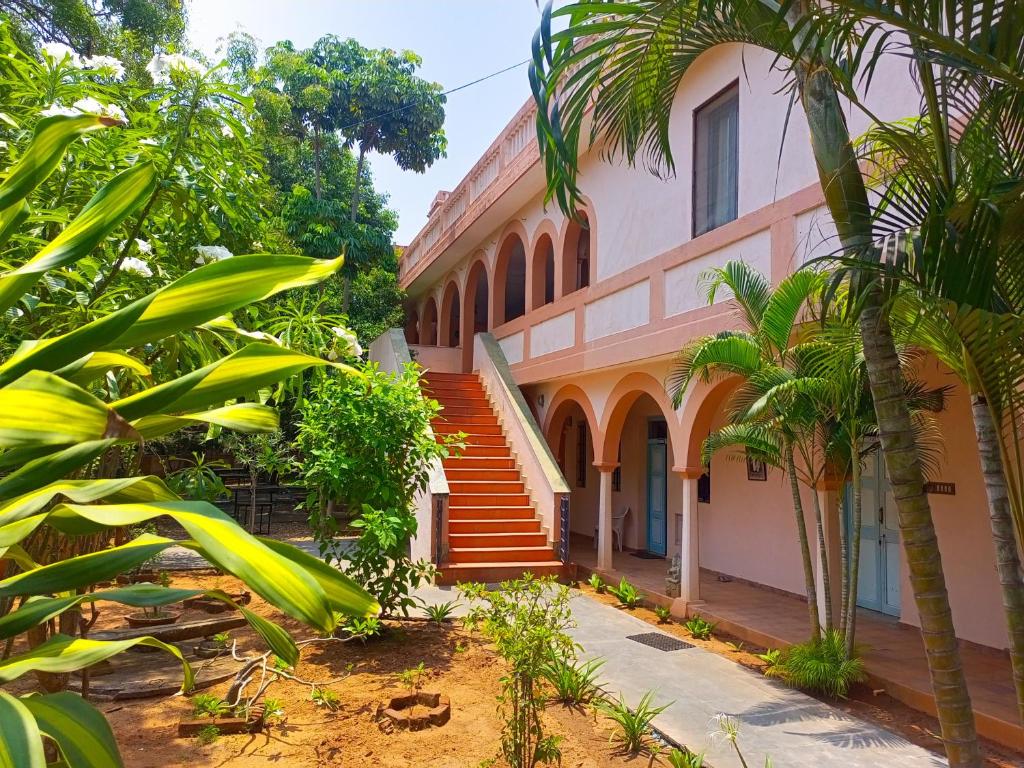 Zahrada ubytování Mango Hill La Serene Puducherry
