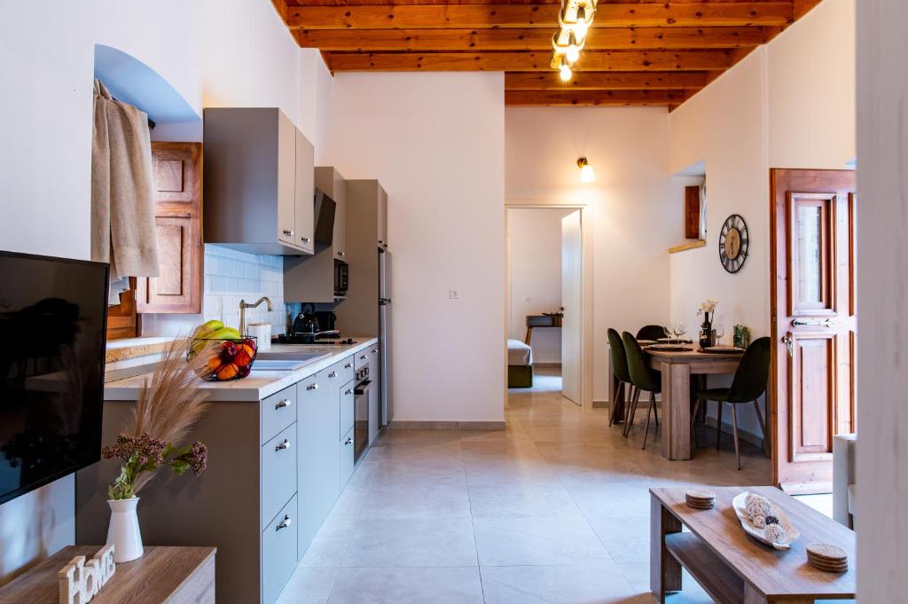 Kuchyň nebo kuchyňský kout v ubytování Paradisi Stone House