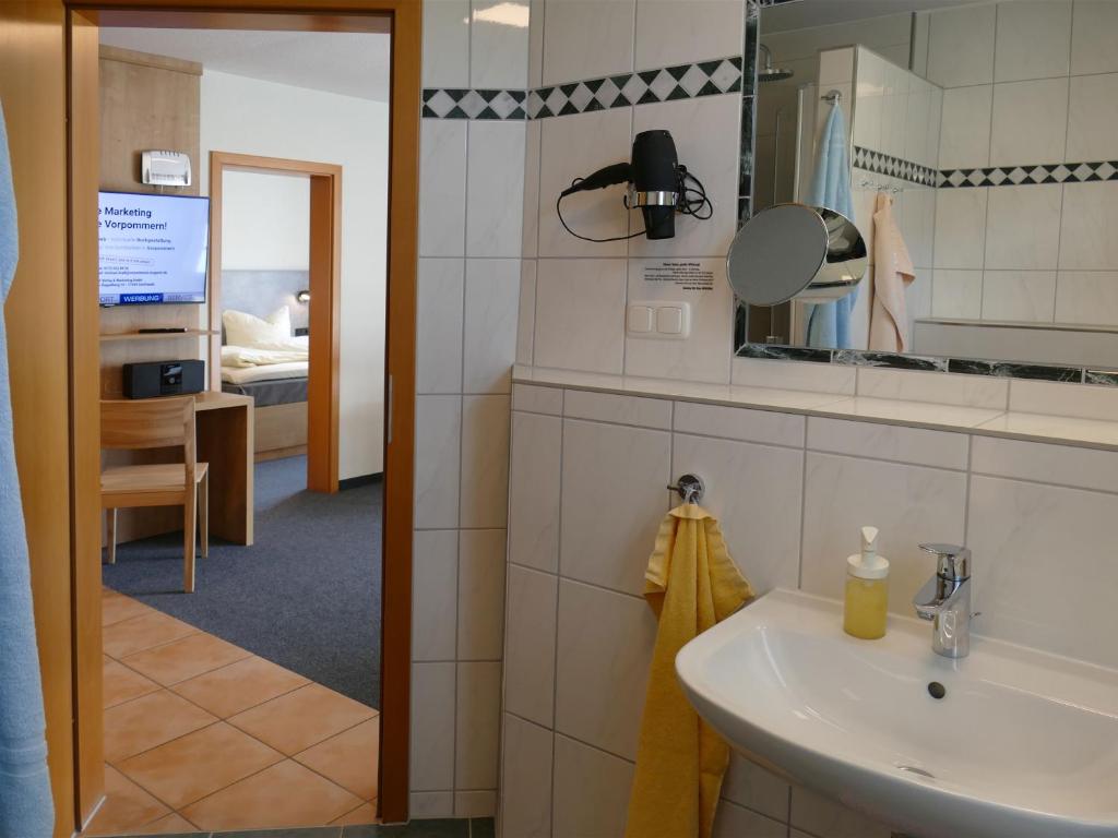 Kuchyň nebo kuchyňský kout v ubytování Pension Maiglöckchen