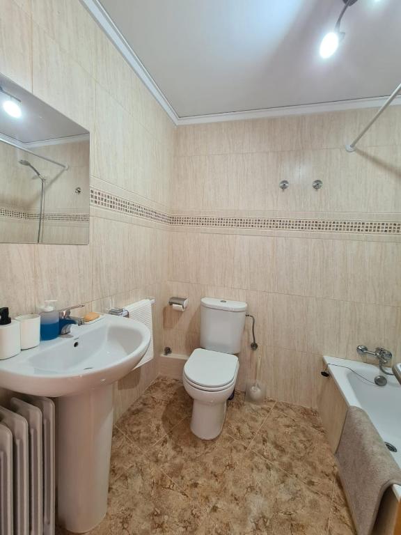 Koupelna v ubytování Apartamento Playmon Park 16 IF Benidorm