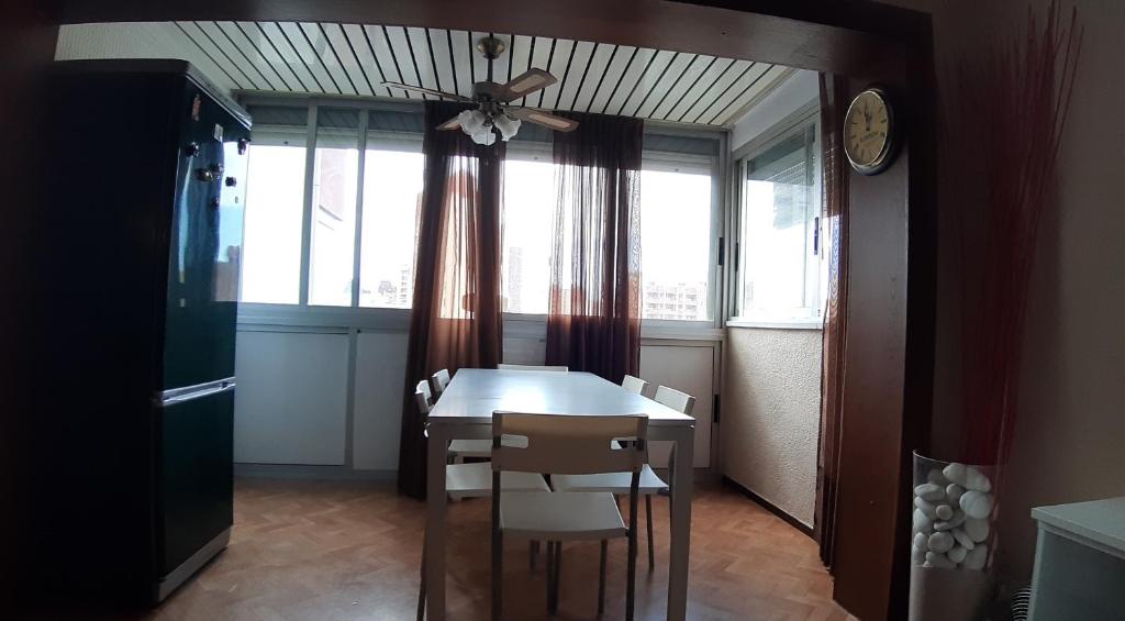 Fotografie z fotogalerie ubytování Apartamento Torre Colon IF Benidorm v destinaci Benidorm