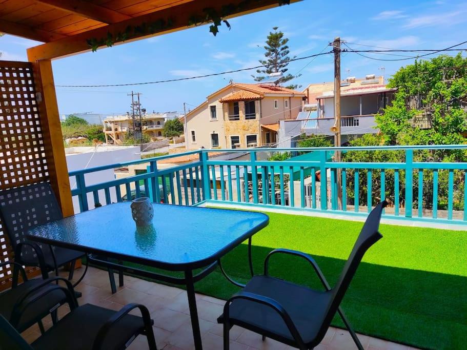 Balkón nebo terasa v ubytování Seaside Escape Apartment