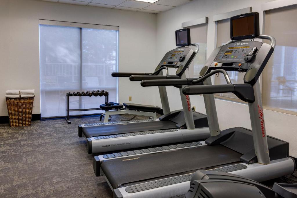 Fairfield Inn & Suites by Marriott Edmond photo