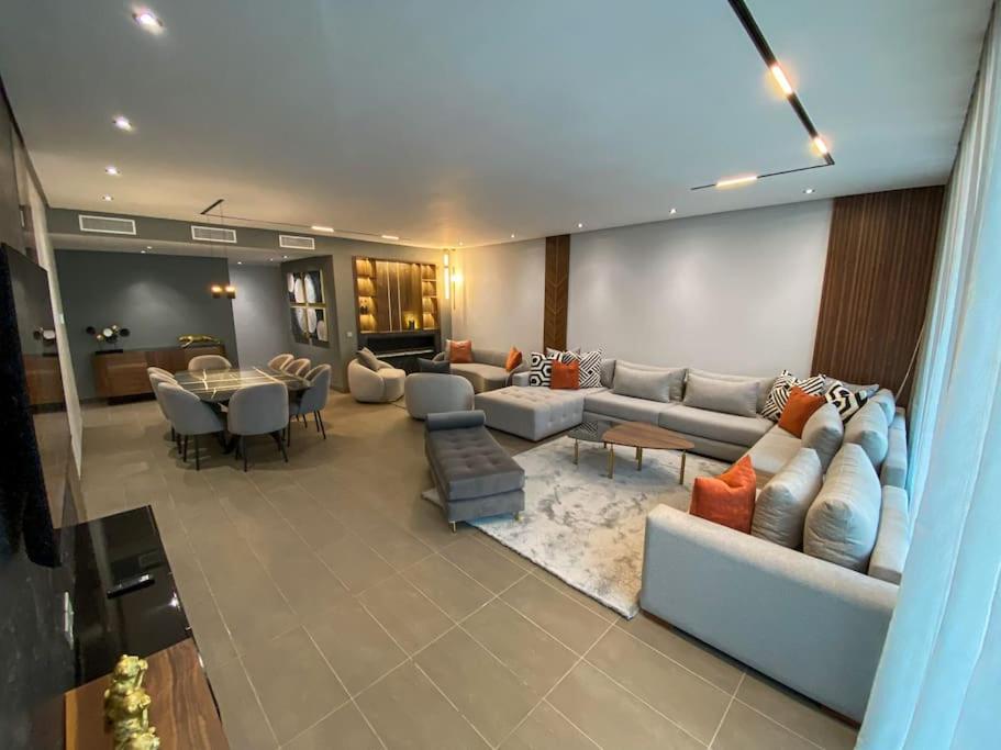 Luxurious apartment, beachfront, AnfaPlace, Casablanca, Morocco