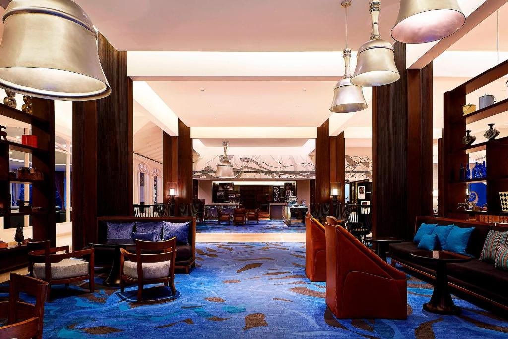 Posezení v ubytování Le Meridien Kochi