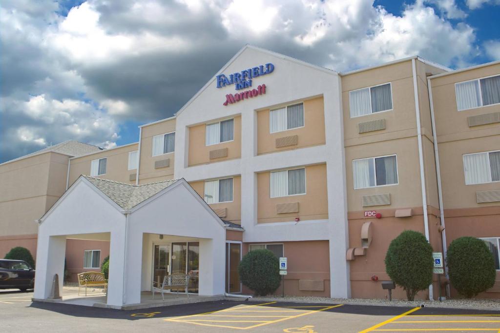 a rendering of the front of a hotel at Fairfield Inn by Marriott Forsyth Decatur in Forsyth