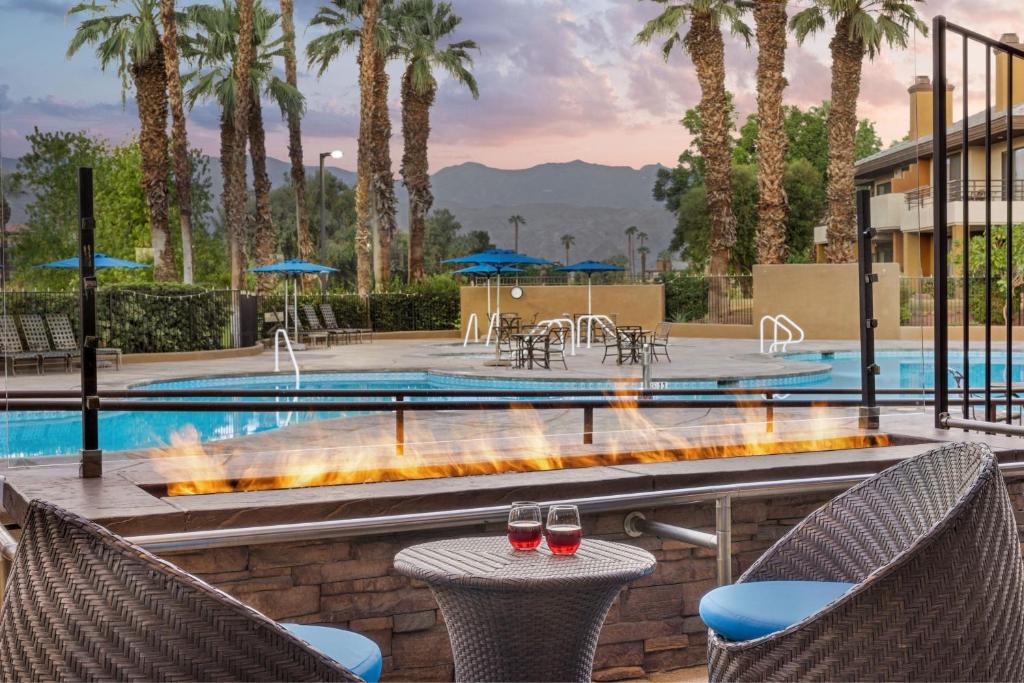 Bazén v ubytování Marriott's Desert Springs Villas II nebo v jeho okolí