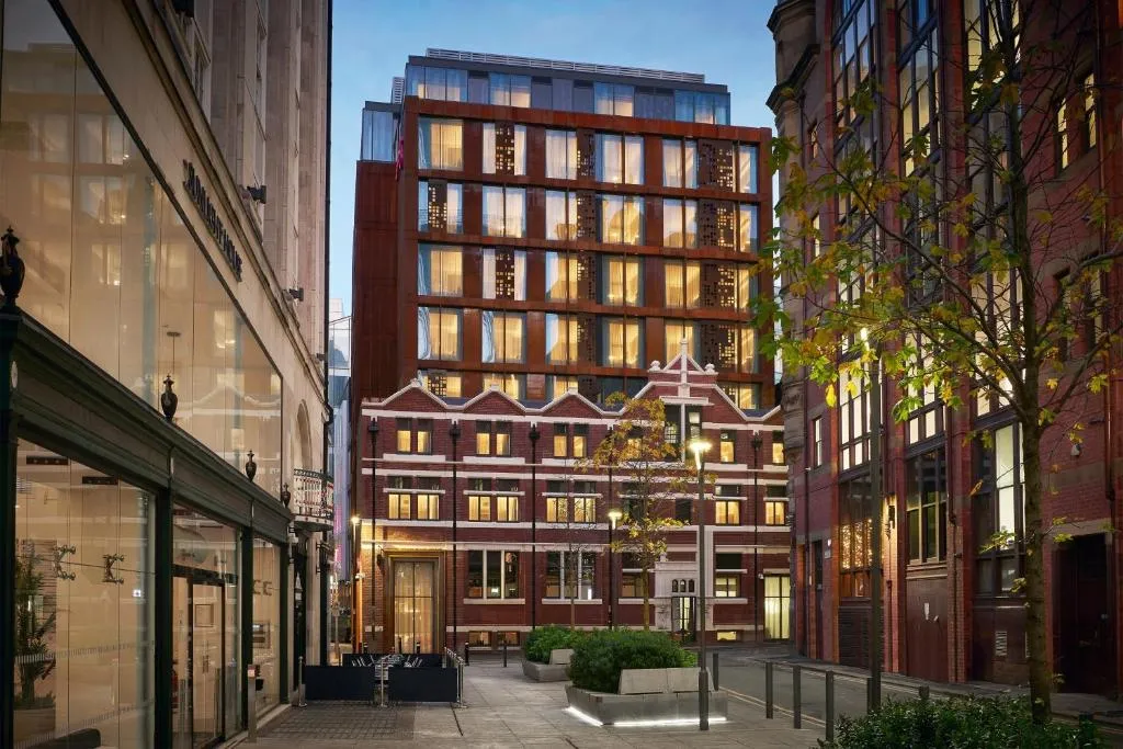Moxy Manchester City Centre