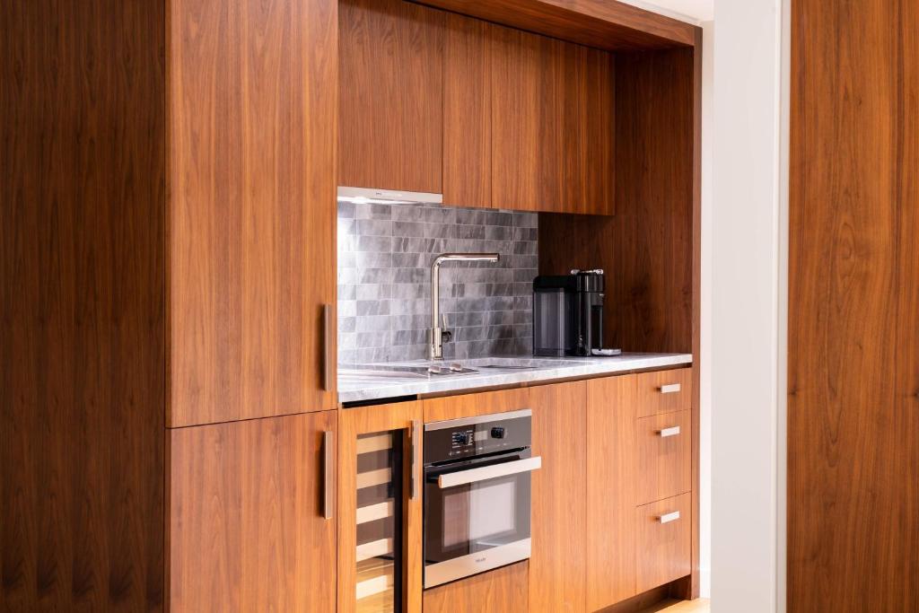 The Ritz-Carlton Residences, Waikiki Beach Hotel photo