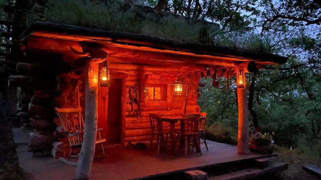 Fotografie z fotogalerie ubytování Chez Buddy - cabane de trappeur v destinaci Peaugres