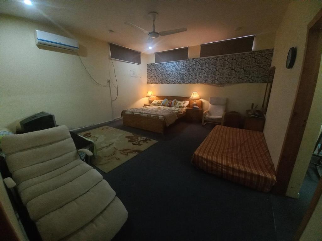 Bed and Breakfast - Housity
